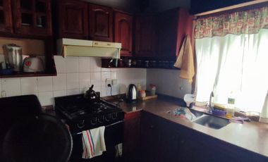 VENTA VIVIENDA 5 AMBIENTES CON DPTO ADICIONAL