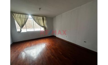 🏡 Casa En Venta – Urb. La Merced, Ate Vitarte