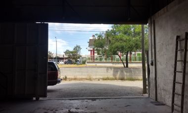 BODEGA EN VENTA  EJE VIAL  JUAN GABRIEL  $ 1´200,000