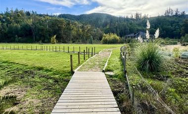 Sitio de 5.696 m2 en primera fila - Lago Vichuquén