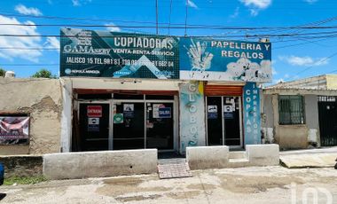 Local con oficinas y bodegas en venta en Campeche
