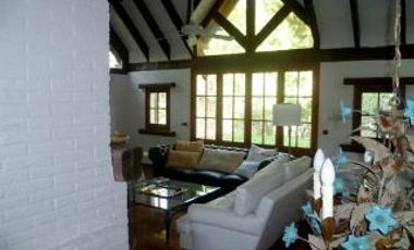 Imponente casa estilo Normando. Estado inmejorable.