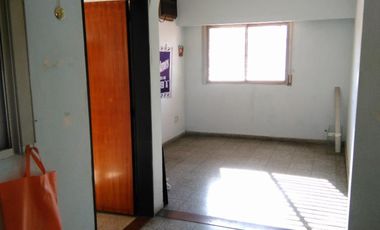 Importante casa de 260 m2, Quilmes Oeste.