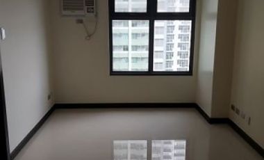 Ready for Occupancy Condo in New Manila beside Robinsons Magnolia in QC