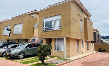 Vendo hermosa y acogedora casa en conjunto cerrado, la vereda La Balsa del municipio de Chía-8630
