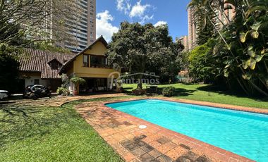 casa en arriendo en loma de san josé. Cod A776095