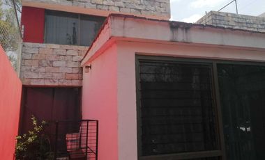 Hermosa casa con lindo salón para eventos.