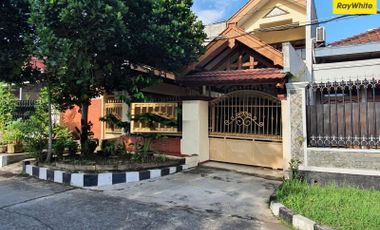 Dijual Rumah Lokasi di Darmo Permai Selatan, Prada Surabaya