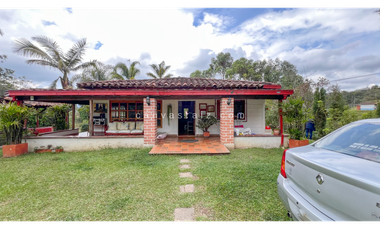 Venta de Finca de Uso Mixto Vereda Hojas Anchas