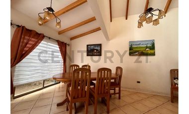 Arriendo Casa Comercial cerca de Colegio Inglés