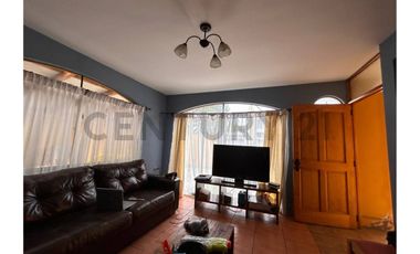 Arriendo Casa Comercial cerca de Colegio Inglés