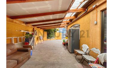 Arriendo Casa Comercial cerca de Colegio Inglés