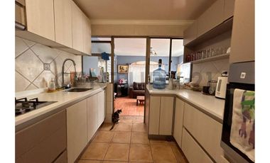 Arriendo Casa Comercial cerca de Colegio Inglés