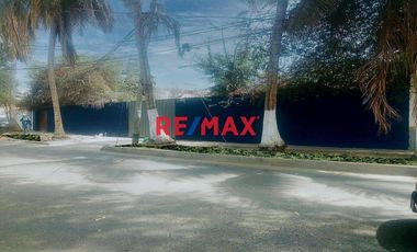 ¡Excelente Oportunidad de Inversión en el Corazón de Piura!

Te presento un terreno de 880 m² con 27 metros de frente, ubicado estratégicamente en A