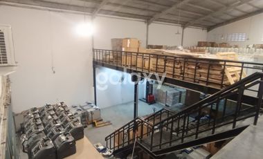 Gudang Gandeng Komplek Pergudangan Arcadia Kondisi Bagus