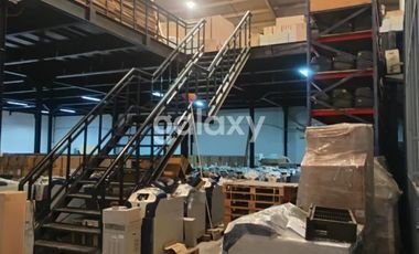 Gudang Gandeng Komplek Pergudangan Arcadia Kondisi Bagus