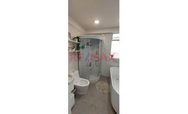 Alquiler De Hermoso Departamento En 4To Piso, A  Pocos Pasos Del Colegio Fe Y Alegria