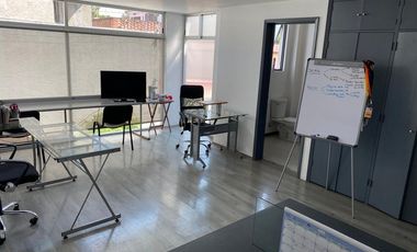 Oficina en renta en Echagaray, moderna e iluminada