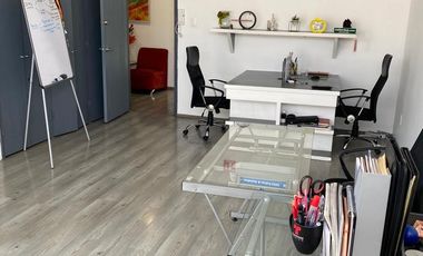 Oficina en renta en Echagaray, moderna e iluminada