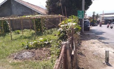Dijual tanah 1736 m Lokasi strategis dekat taman wisata Begonia Lembang Bandung