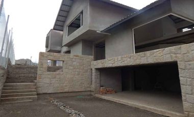 Casa de venta en Challuabamba – código:11375