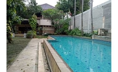 Dijual 3 rumah dengan tanah luas dan murah di Condet Jakarta