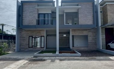 Rumah baru murah 2 lantai ready stock Cikutra bandung