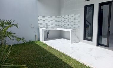 Rumah baru murah 2 lantai ready stock Cikutra bandung