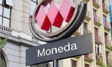 A Pasos De Torre Entel, Centro Histórico De Santiago, Santiago