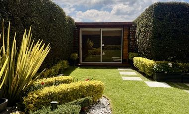 casa en venta en villa de los pinos. Cod V6008