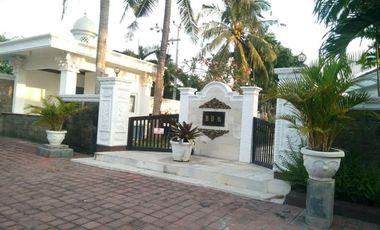 Beautiful Luxury Mediterranean Beach Front Villa for Sale