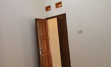 Rumah Baru Strategis Dekat Alun-Alun Nganjuk Jawa Timur