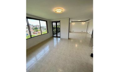 SE VENDE APARTAMENTO EN LOS CRISTALES AR 7309012