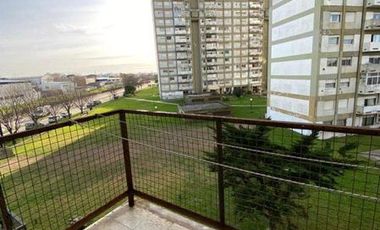 Departamento 3 ambientes con balcon en 25 de mayo y Mexico