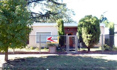 Casa en venta en Burzaco Este