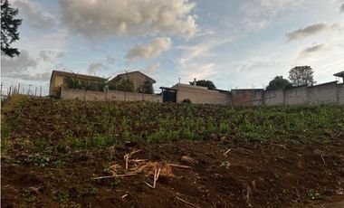 Terrenos en venta en CHILCAPAMBA vía al valle MONAY