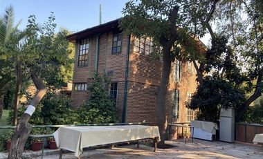 Casa en venta de 6 dorm. en La Florida