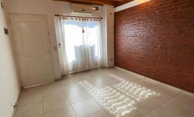 DUPLEX EN VENTA DE 2 AMBIENTES Y MEDIO