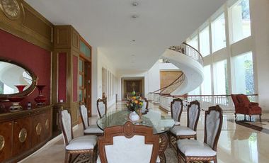 RUMAH MEGAH NUANSA VILLA at NORTRIDGE GOLF SENTUL CITY BOGOR
