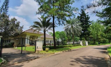 RUMAH MEGAH NUANSA VILLA at NORTRIDGE GOLF SENTUL CITY BOGOR