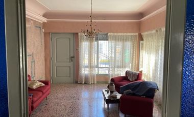 Casa con depÃ³sito en venta