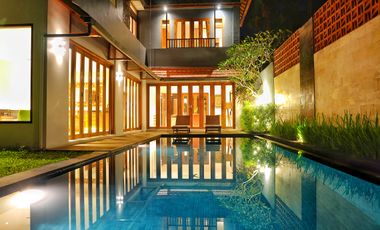 Stunning 3-Bedroom Freehold Villa - Prime Investment Near Ubud Center.