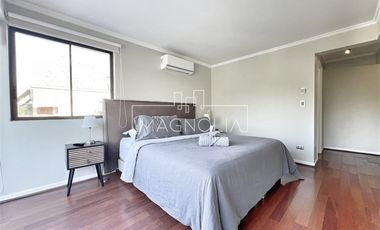 Departamento en arriendo de 5 dorm. en Vitacura