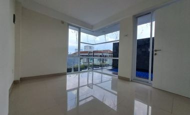 SALE, RUMAH MURAH 2 LANTAI HANYA 100M DARI BALAI KOTA JOGJA