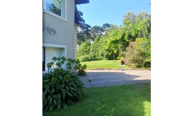 VENTA / CHALET 4 AMB. PISCINA, DOS LOTES/ MAR DEL PLATA