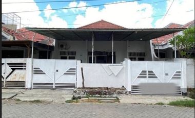 Rumah siap huni di simpang darmo permai Selatan Surabaya