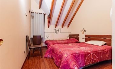 Casa en Venta en PRECIOSO HOTEL Y CABAÑAS SECTOR MELOCOTÓN