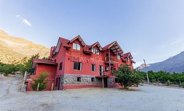 Casa en Venta en PRECIOSO HOTEL Y CABAÑAS SECTOR MELOCOTÓN