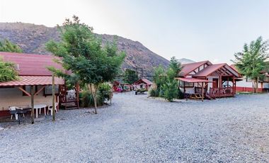 Casa en Venta en PRECIOSO HOTEL Y CABAÑAS SECTOR MELOCOTÓN