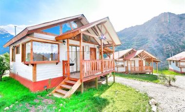 Casa en Venta en PRECIOSO HOTEL Y CABAÑAS SECTOR MELOCOTÓN
